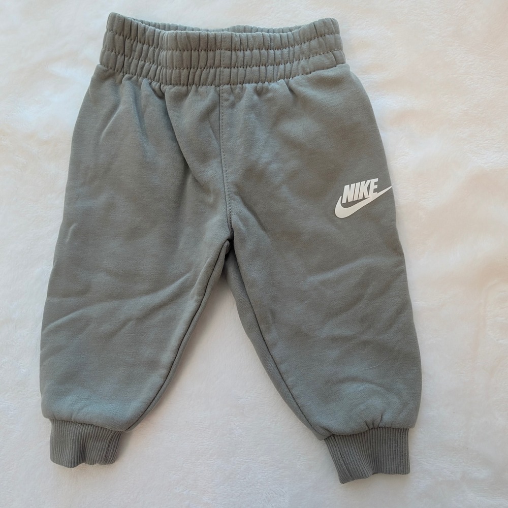 Nike Jogger Sweatpants Kids 12M Grey Excellent Fleece Logo M350-G3F 324